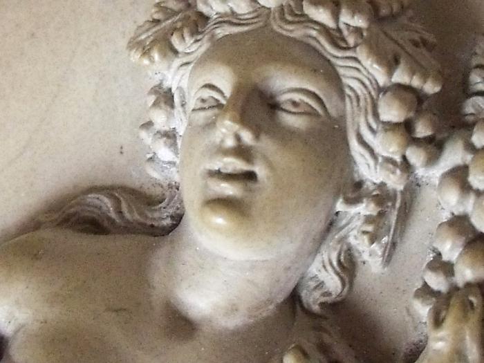 Deivė Juno - moteriškojo principo įkūnijimas romėnų mitologijoje