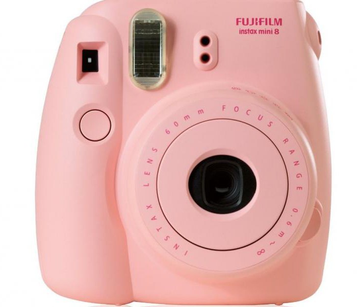 Fotoaparatas su greitu spausdinimu: Fujifilm Instax mini 8, 