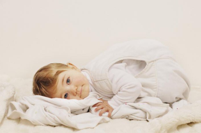 Kiek vaikų turėtų miegoti per 9 mėnesius: norma, rekomendacijos ir apžvalgos